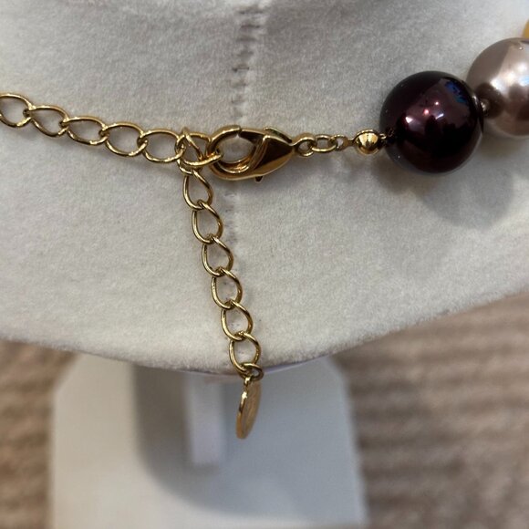 Kenneth Jay Lane (KJL) Necklace Faux Multicolor Earth Tone Big Pearl Necklace - Picture 7 of 10